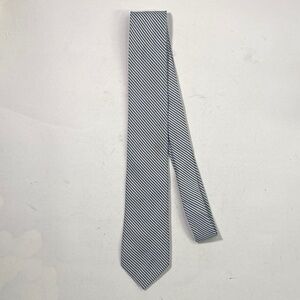 Elegant Striped Men's Tie - Black and White